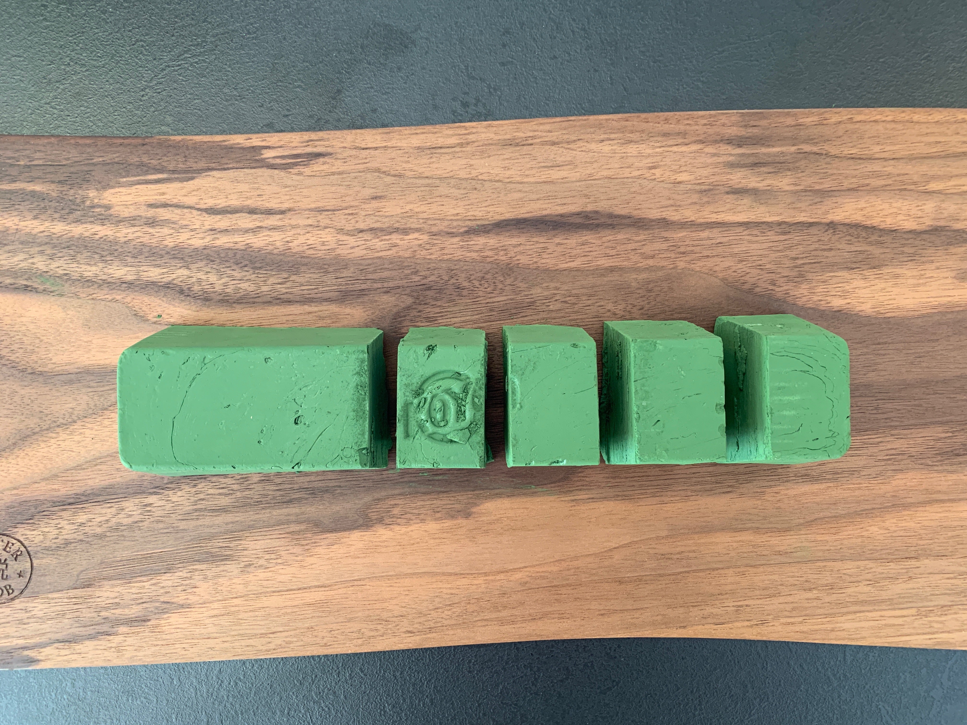 Koyo Green Rouge Polishing Compound [smaller chunk] – SharpEdge